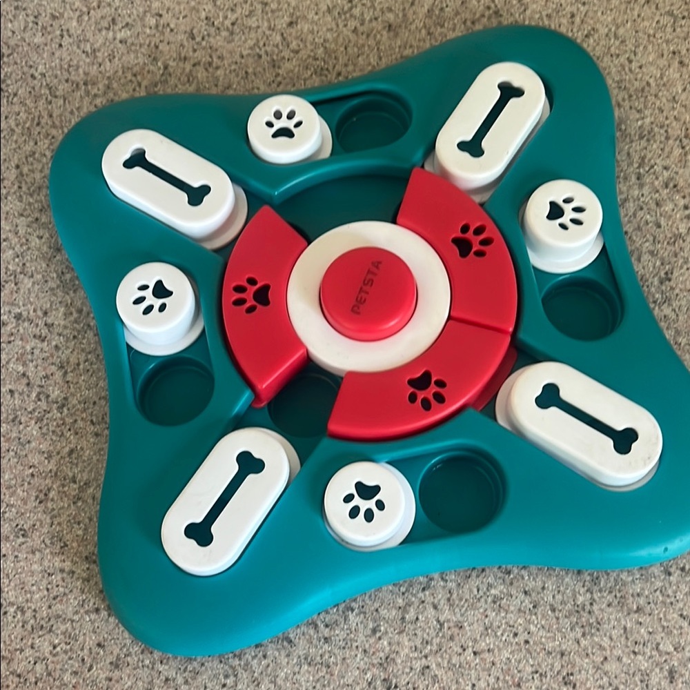Interactive Dog Puzzle Toy - Teal and Red
